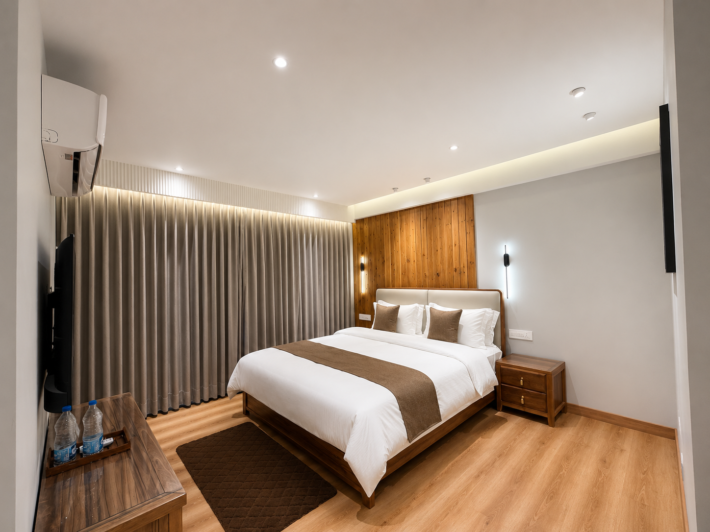 Falcon Floor (With Kitchen, Garden & Living Room) F2